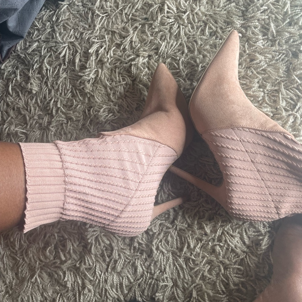 Pink winter heeled boots